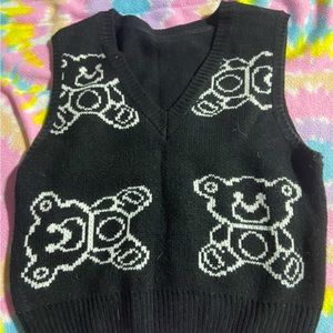 shein sweater vest size small, never worn